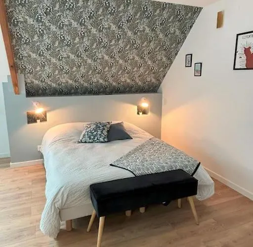 Duplex Parapluies De Netflix Parking * Cherbourg-en-Cotentin