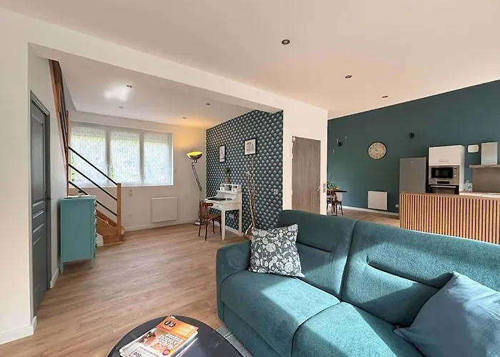 Duplex Parapluies De Netflix Parking * Cherbourg-en-Cotentin